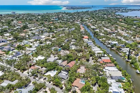 810 Plymouth Street Sarasota FL 34242
