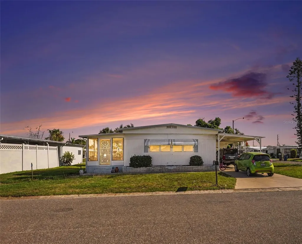 309 50th Avenue Terrace E Bradenton FL 34203