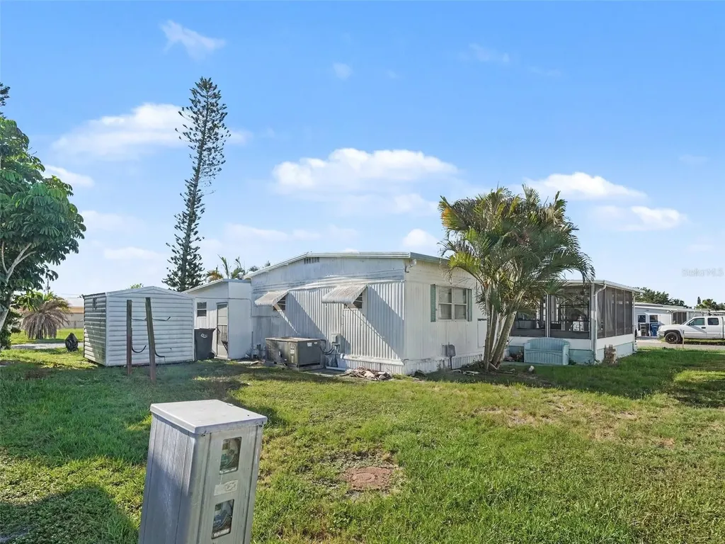 309 50th Avenue Terrace E Bradenton FL 34203