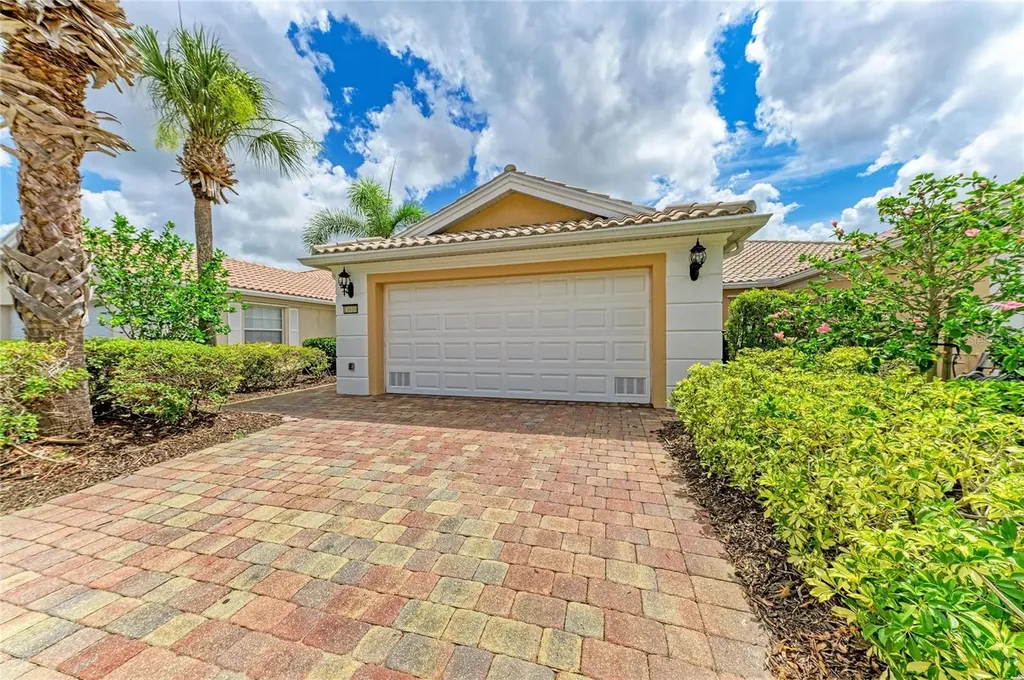 11616 Garessio Lane Sarasota FL 34238