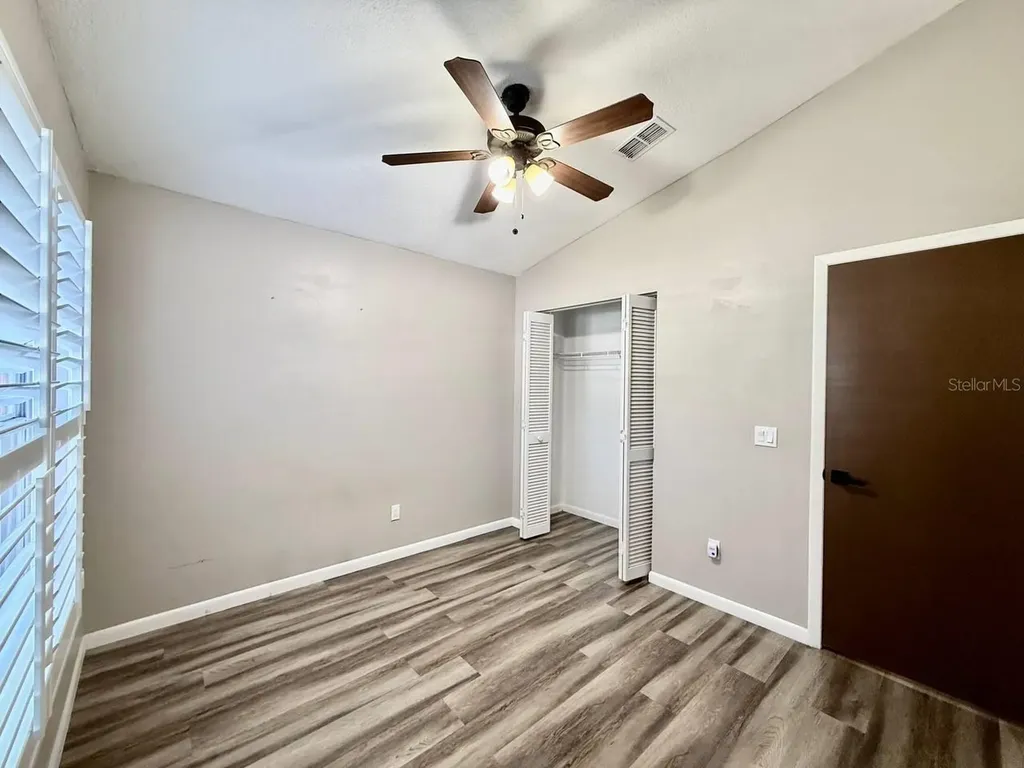8711 Busch Oaks Street Tampa FL 33617