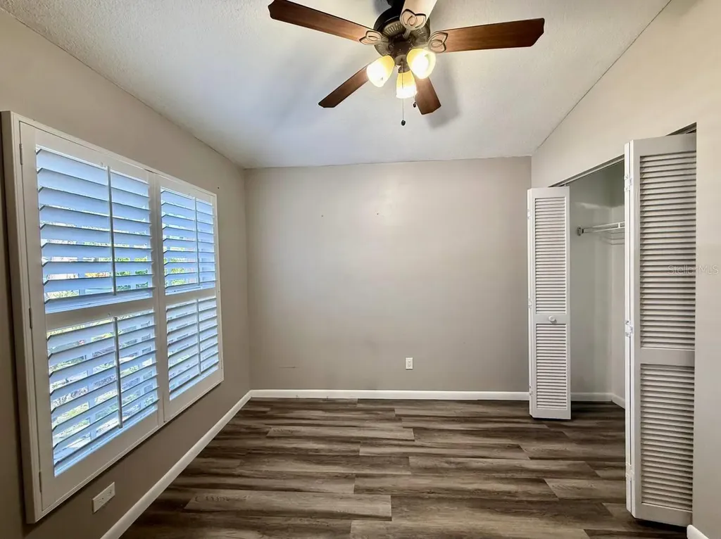 8711 Busch Oaks Street Tampa FL 33617