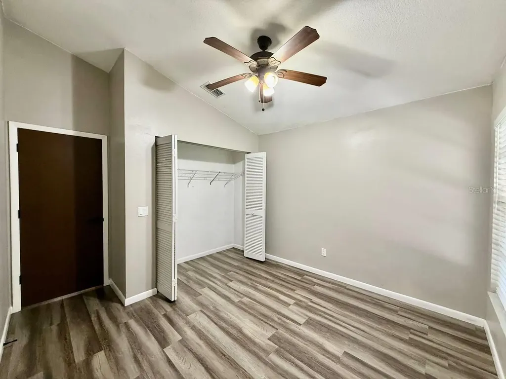 8711 Busch Oaks Street Tampa FL 33617