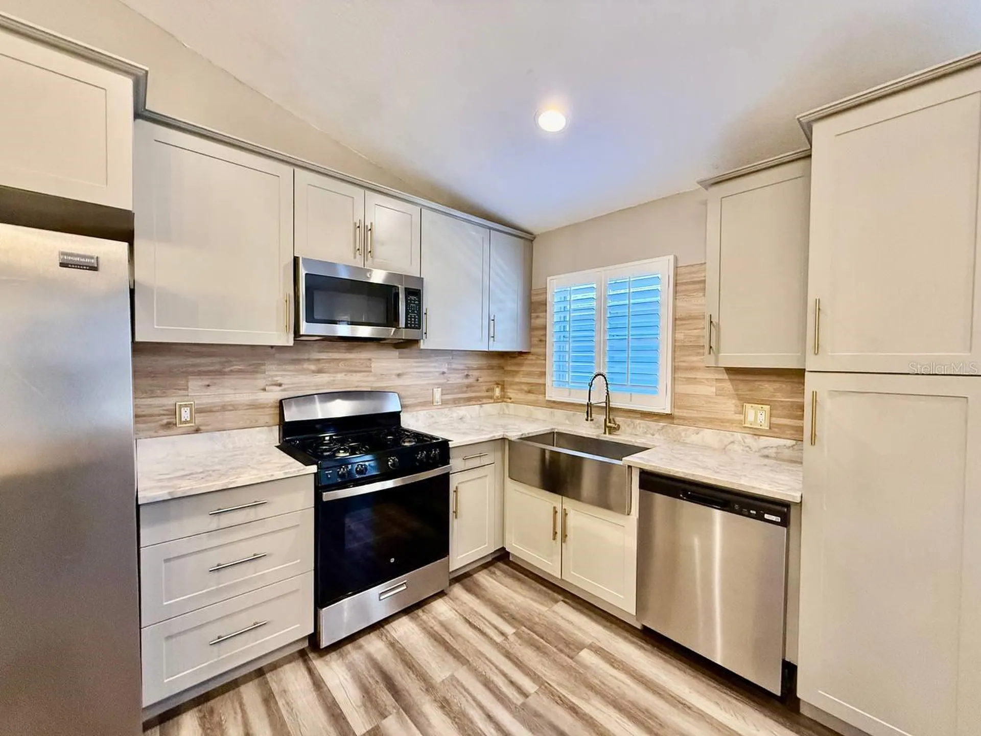 8711 Busch Oaks Street Tampa FL 33617