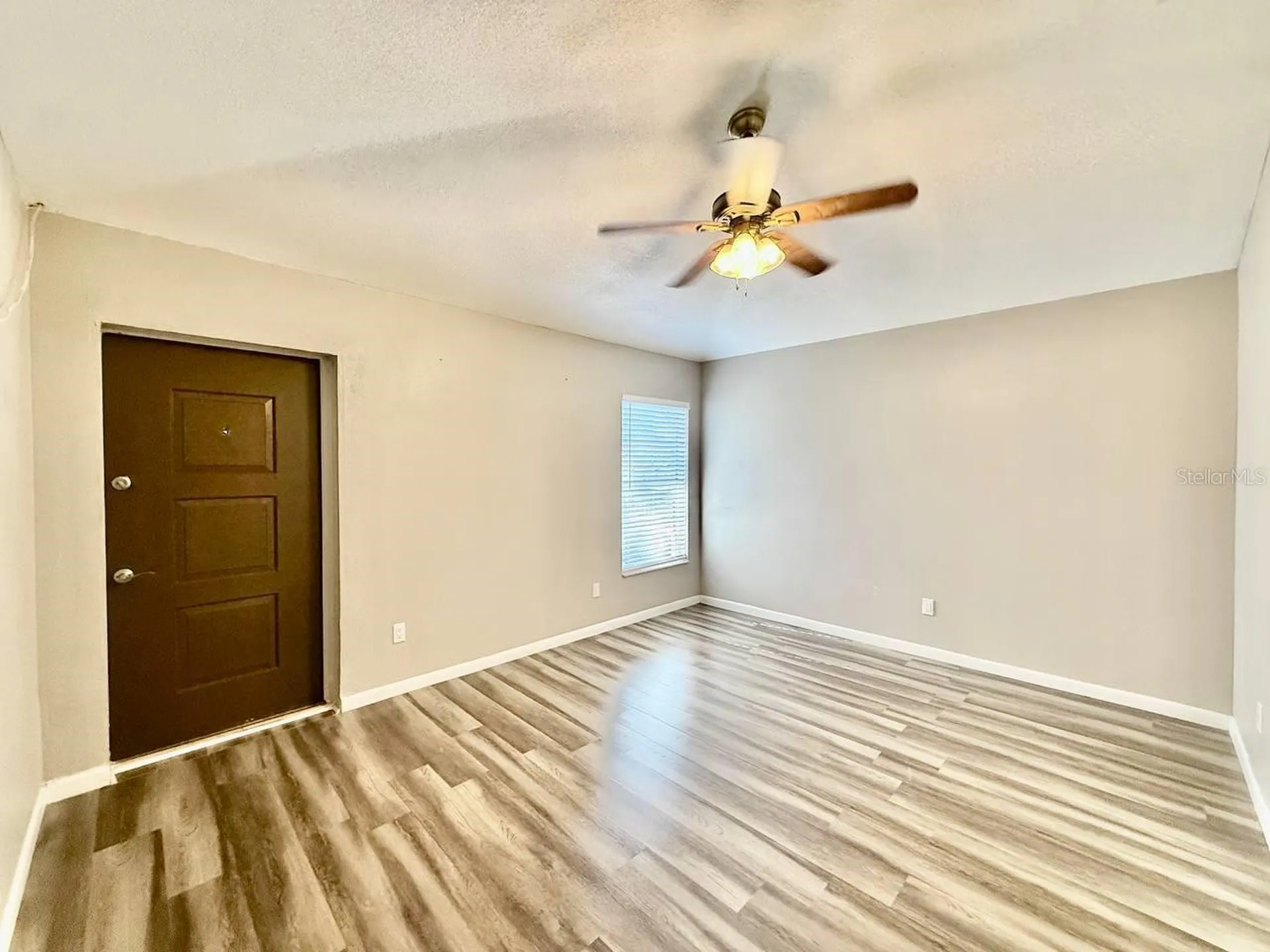 8711 Busch Oaks Street Tampa FL 33617
