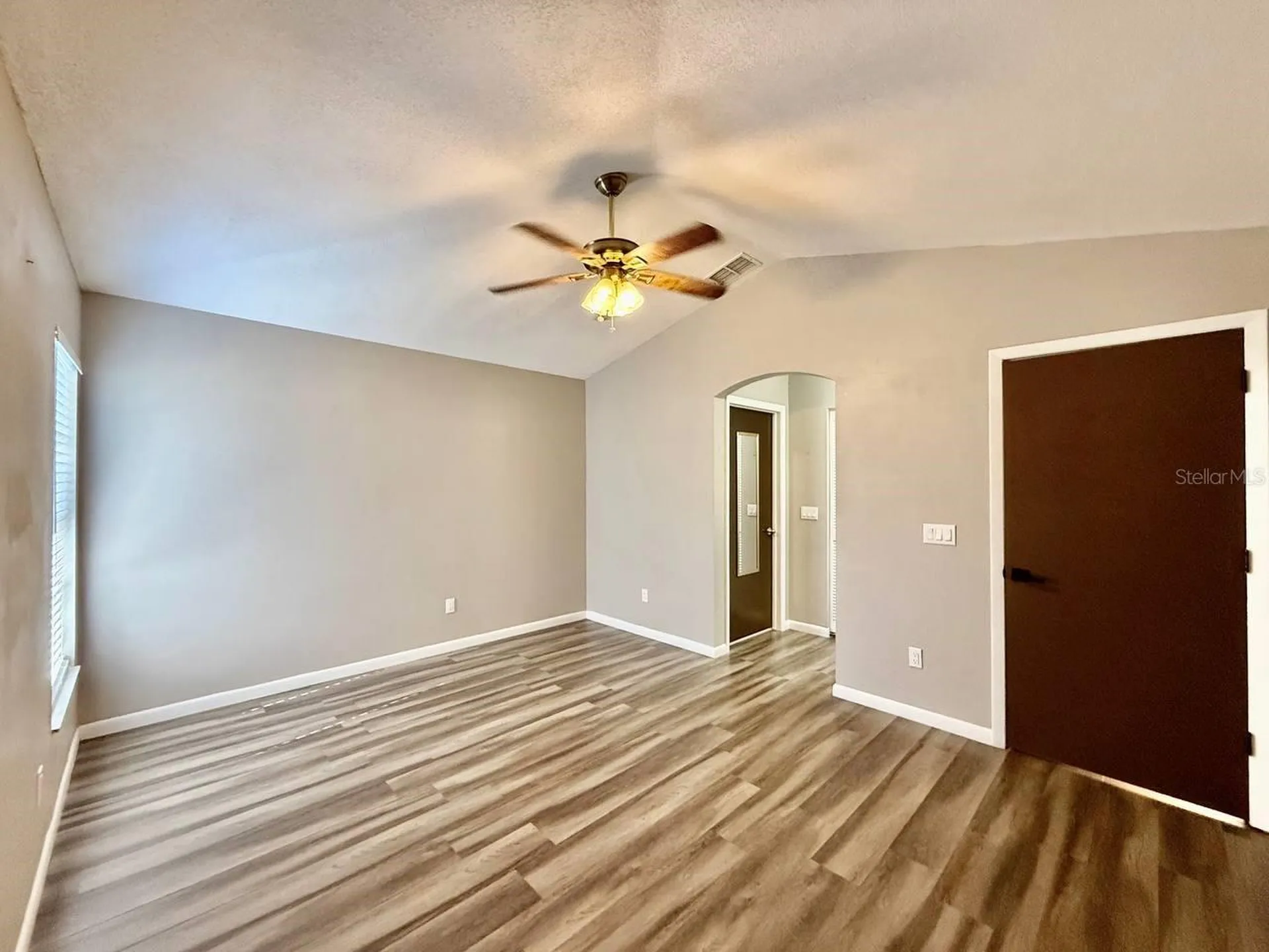 8711 Busch Oaks Street Tampa FL 33617