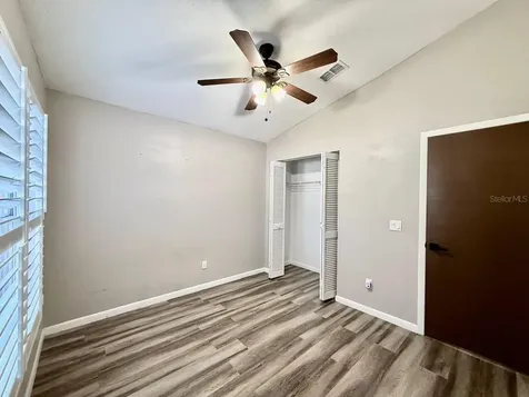 8711 Busch Oaks Street Tampa FL 33617