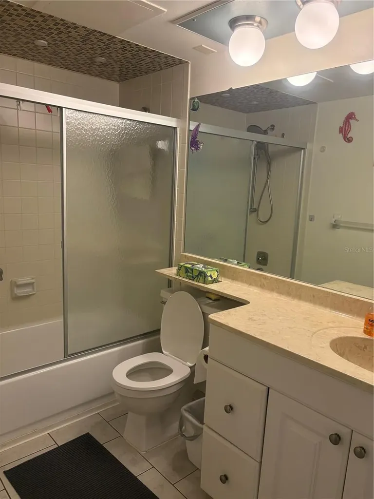 3705 E Bay Drive Bradenton Beach FL 34217
