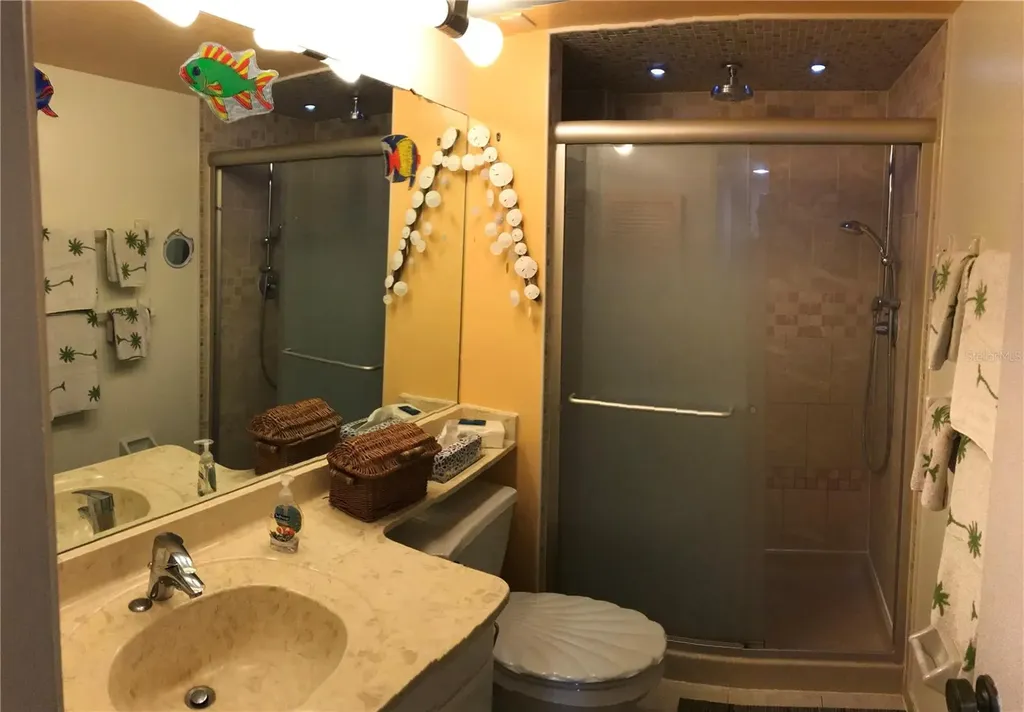 3705 E Bay Drive Bradenton Beach FL 34217