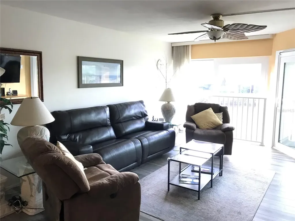 3705 E Bay Drive Bradenton Beach FL 34217