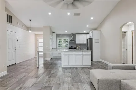 523 Fern Street Oviedo FL 32765
