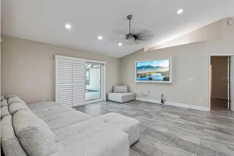 523 Fern Street Oviedo FL 32765