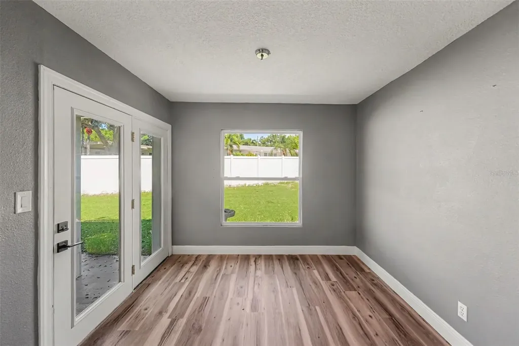 217 Garden Circle Clearwater FL 33756