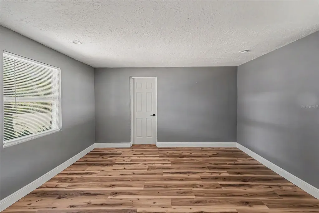 217 Garden Circle Belleair FL 33756