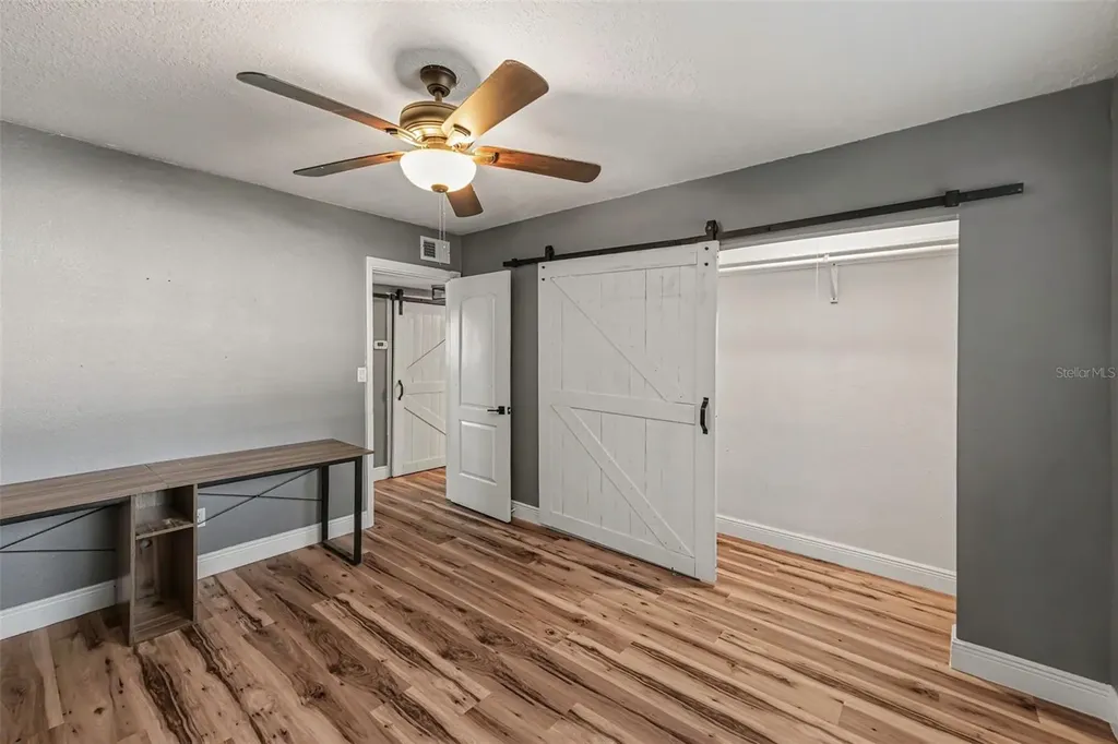 217 Garden Circle Belleair FL 33756