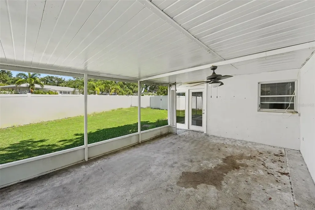 217 Garden Circle Clearwater FL 33756