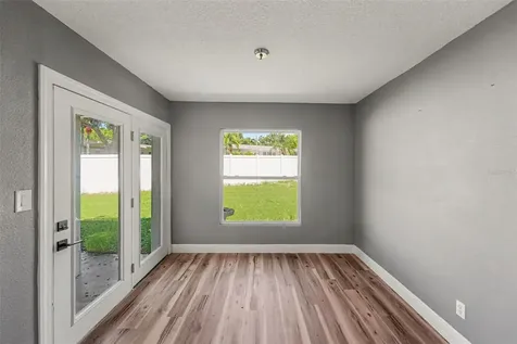 217 Garden Circle Belleair FL 33756