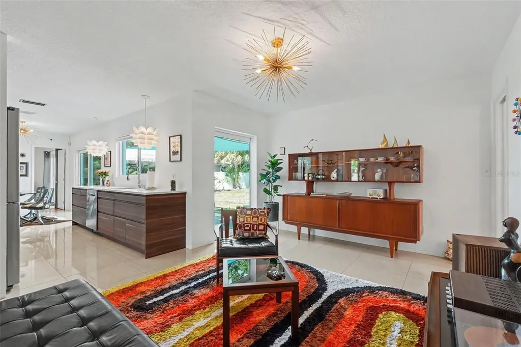 1835 Dormieone Road N St Petersburg FL 33710