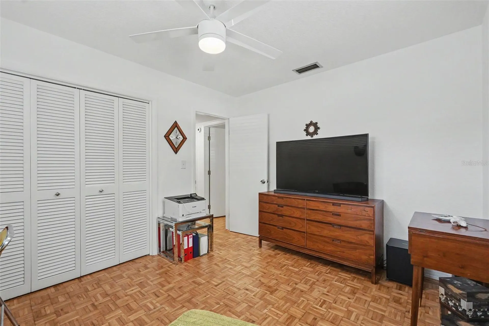 1835 Dormieone Road N St Petersburg FL 33710