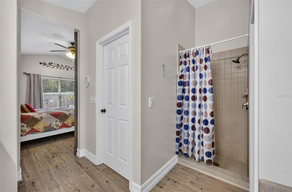 160 Easton Circle Oviedo FL 32765