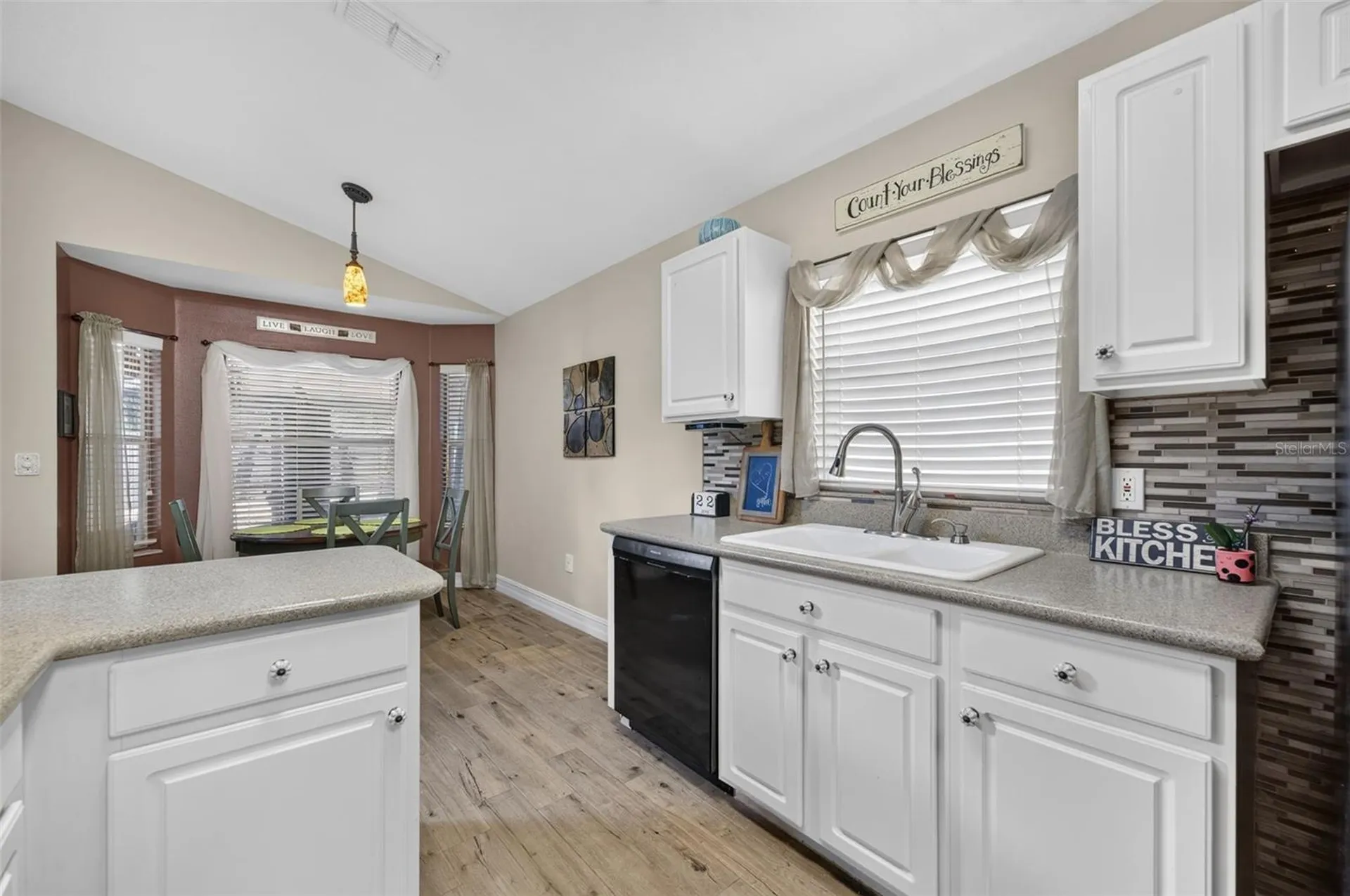 160 Easton Circle Oviedo FL 32765