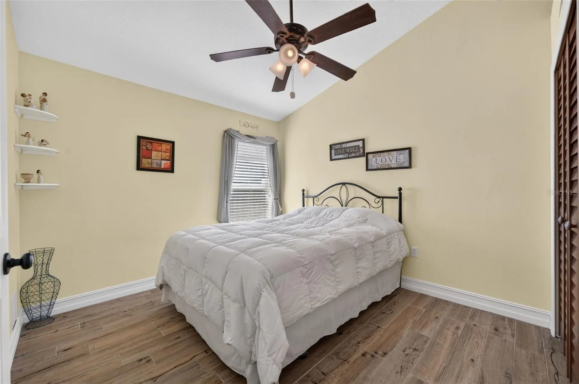 160 Easton Circle Oviedo FL 32765