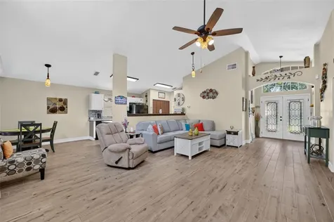 160 Easton Circle Oviedo FL 32765