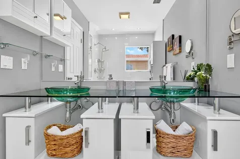 4147 Augustine Avenue Sarasota FL 34231