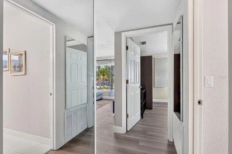 4147 Augustine Avenue Sarasota FL 34231
