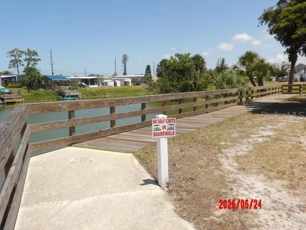 1475 Flamingo Drive Englewood FL 34224