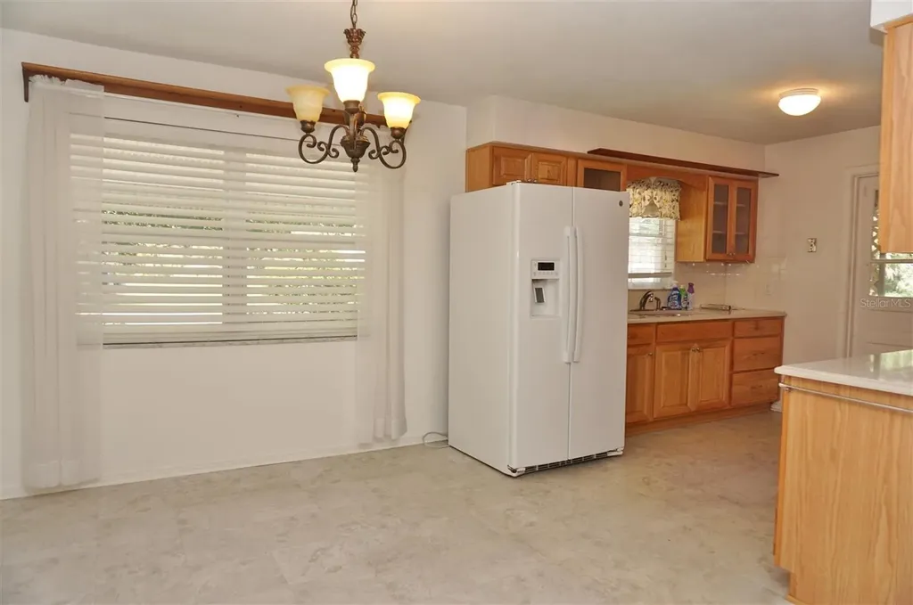405 S Camellia Avenue Crystal River FL 34429