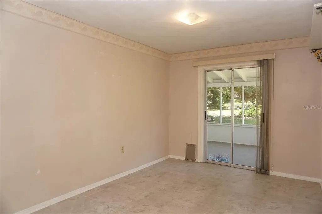 405 S Camellia Avenue Crystal River FL 34429