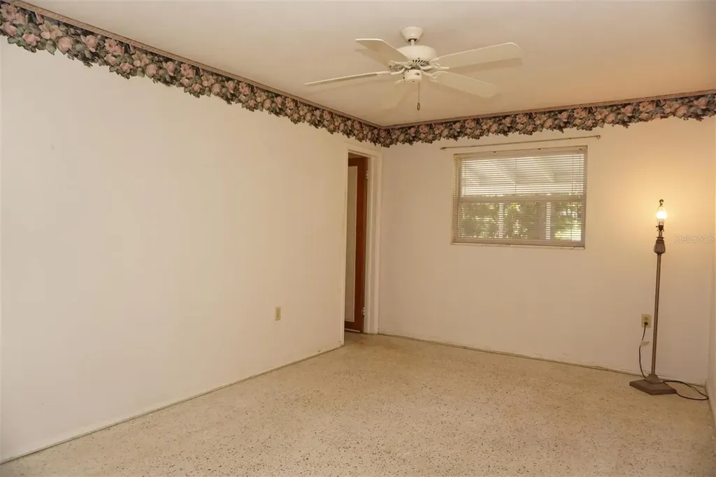 405 S Camellia Avenue Crystal River FL 34429