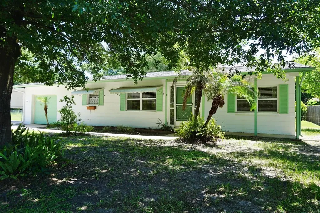 405 S Camellia Avenue Crystal River FL 34429