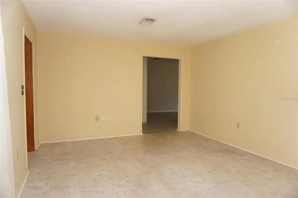 405 S Camellia Avenue Crystal River FL 34429