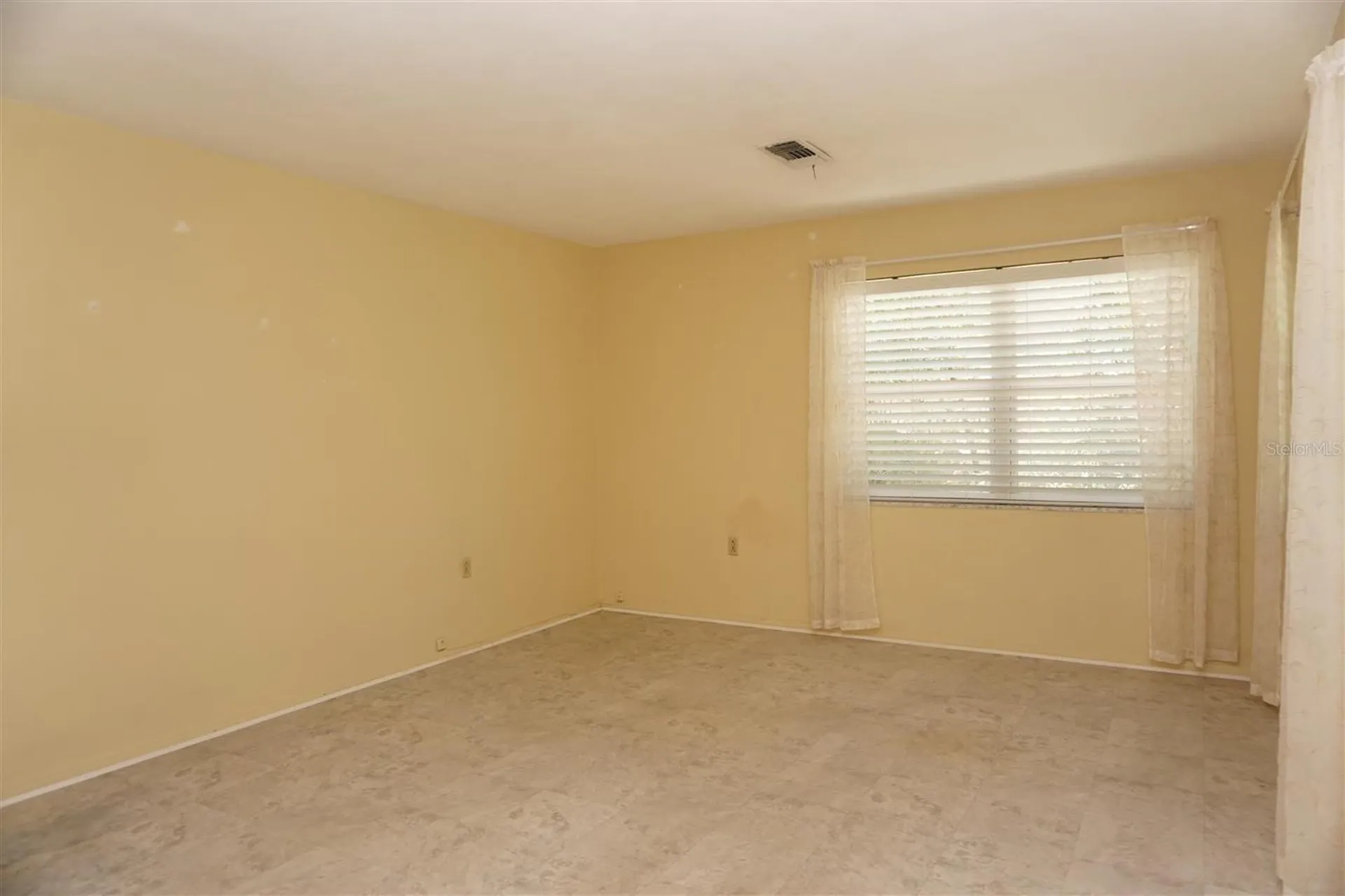 405 S Camellia Avenue Crystal River FL 34429