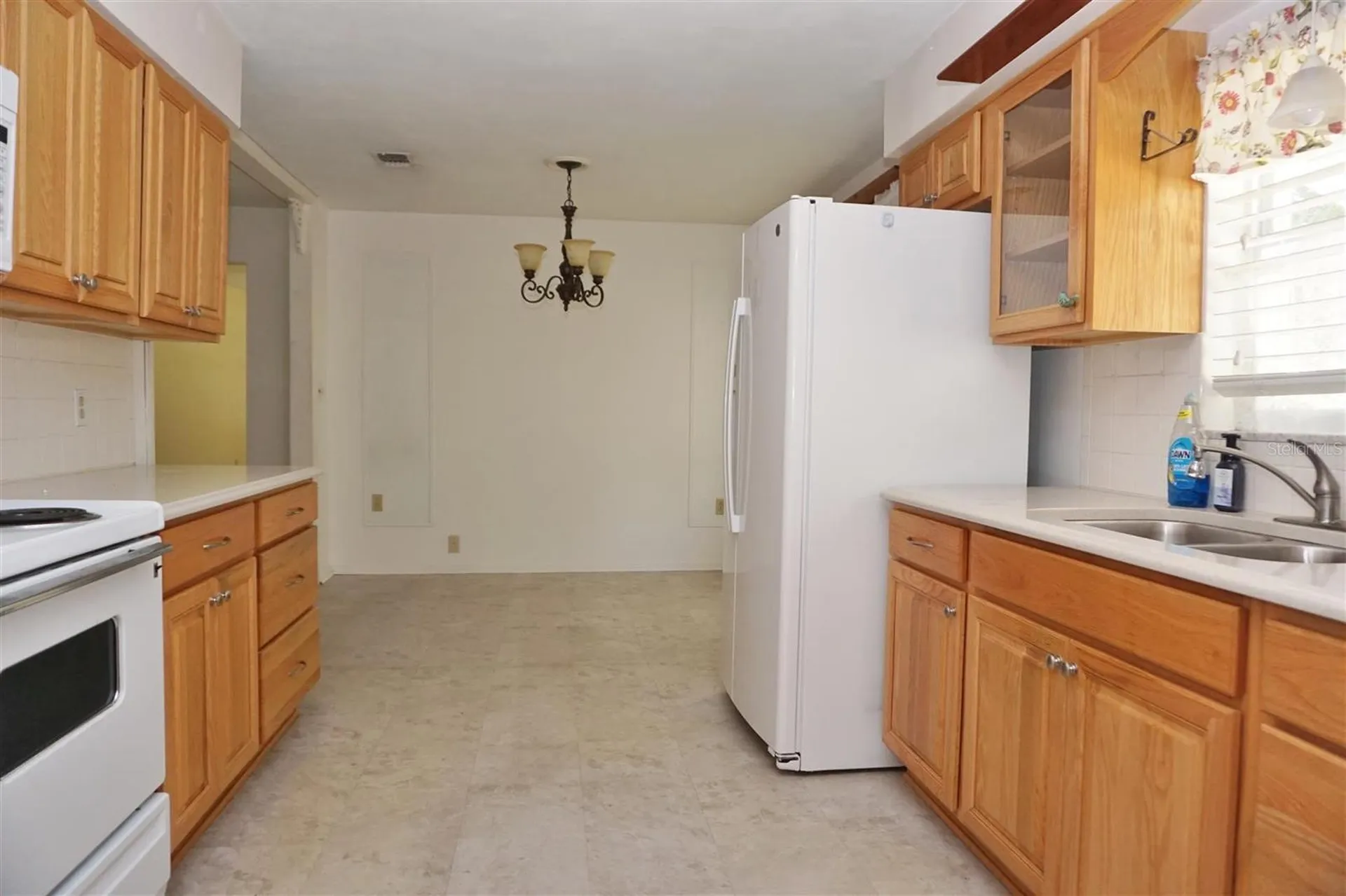 405 S Camellia Avenue Crystal River FL 34429