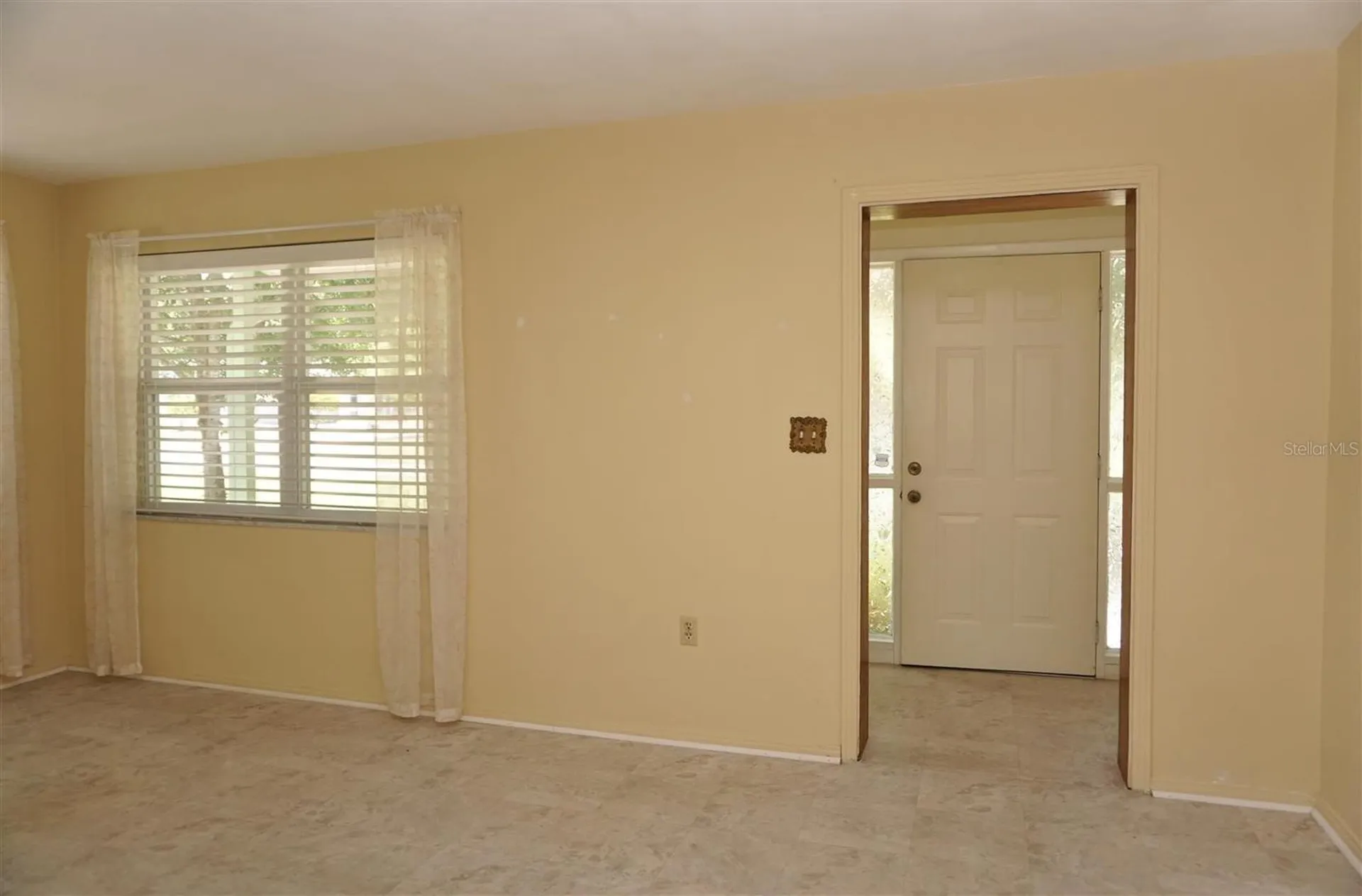 405 S Camellia Avenue Crystal River FL 34429