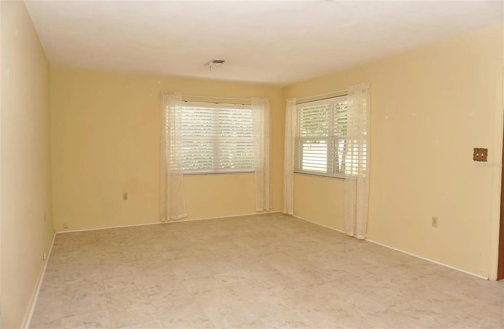 405 S Camellia Avenue Crystal River FL 34429