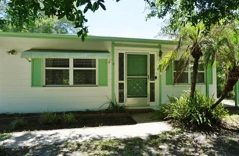 405 S Camellia Avenue Crystal River FL 34429