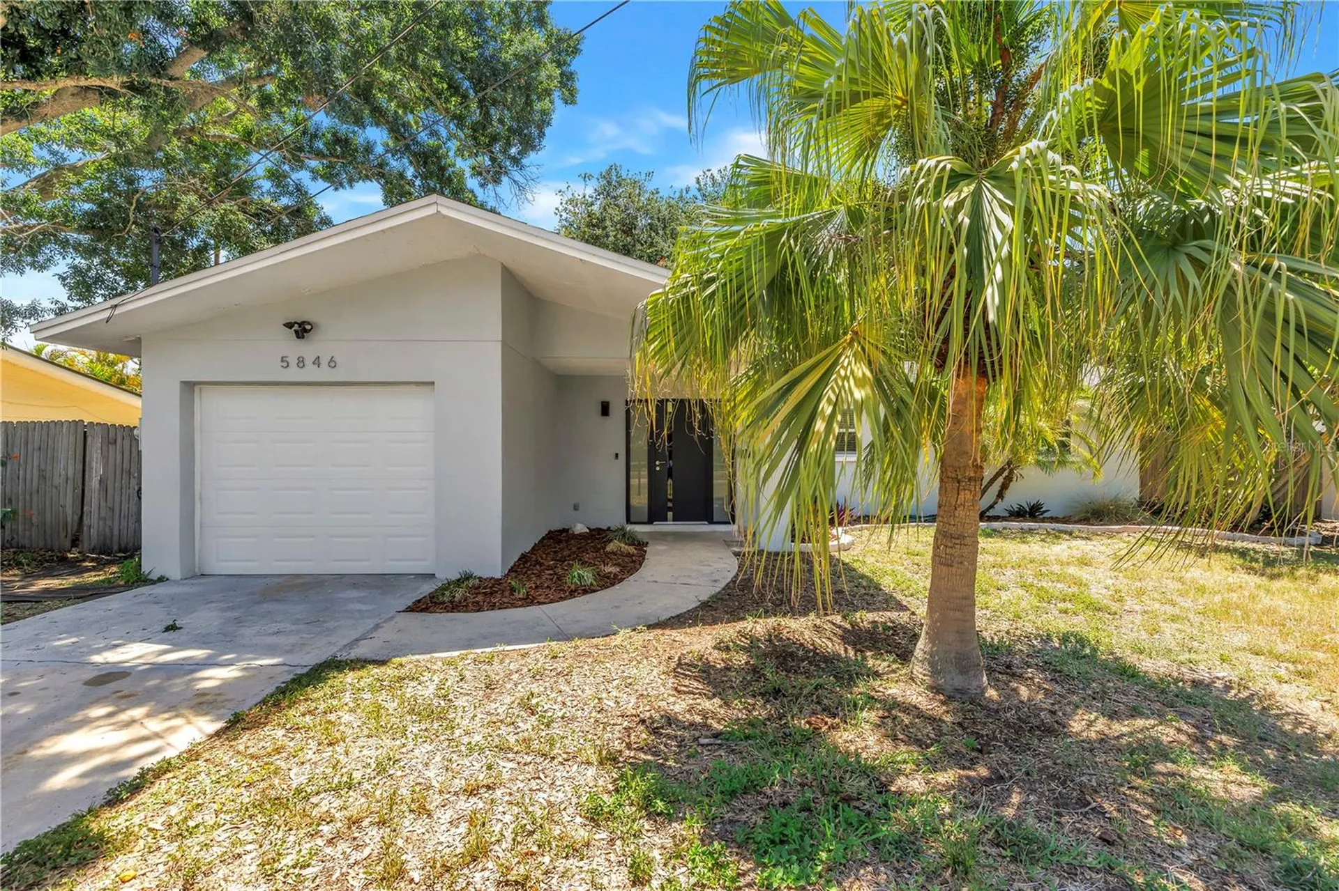 5846 12th Street S St Petersburg FL 33705