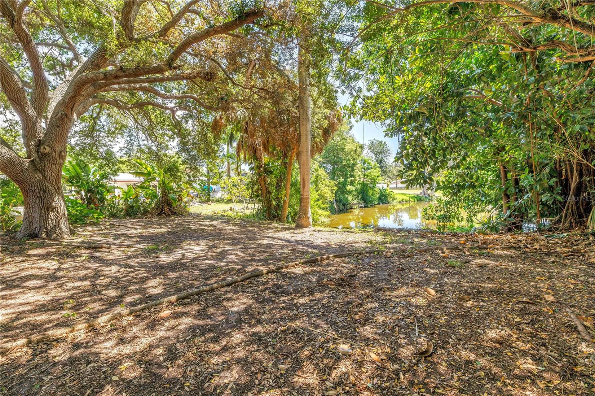 5846 12th Street S St Petersburg FL 33705
