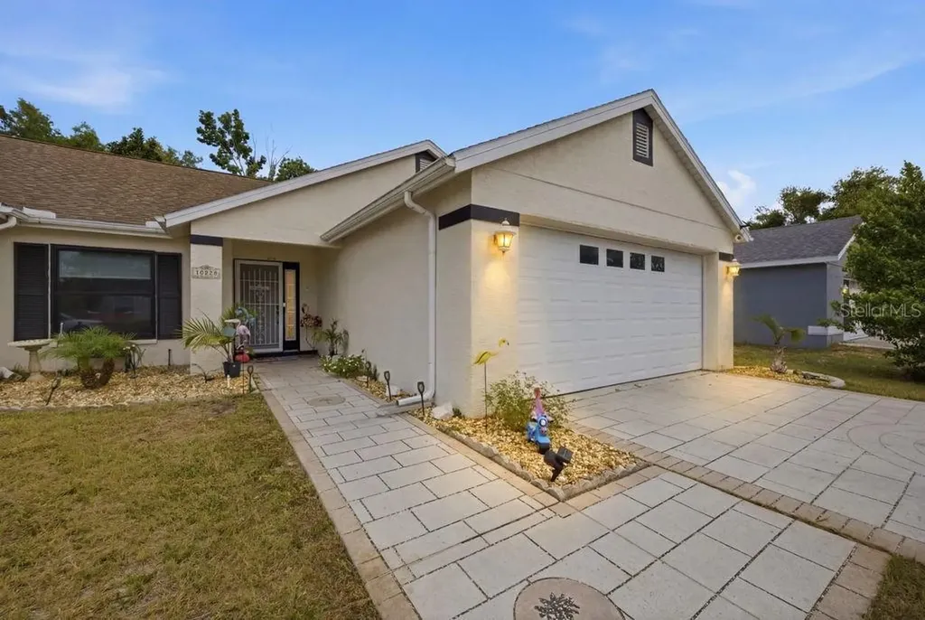10249 Rainbow Oaks Drive Hudson FL 34667