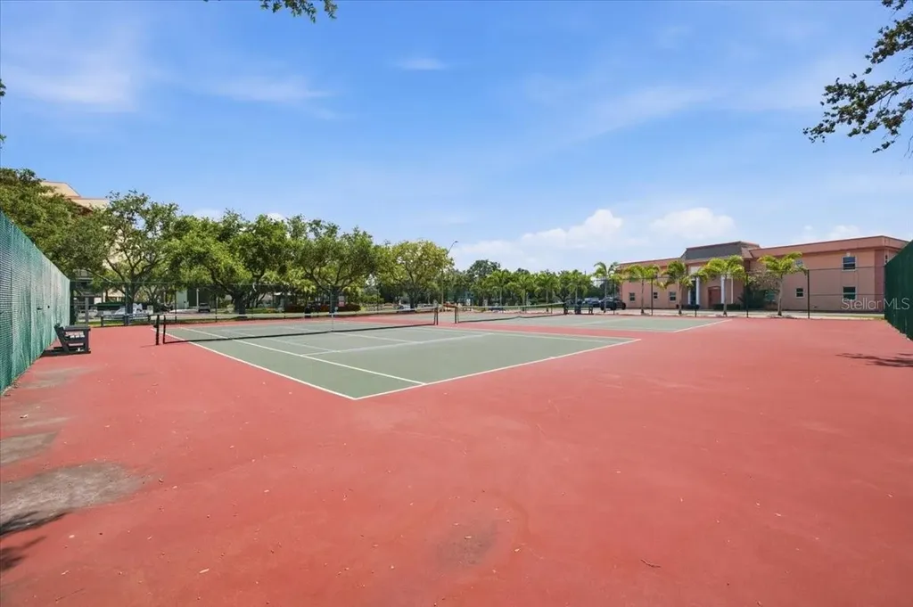 7050 Sunset Drive S St Petersburg FL 33707