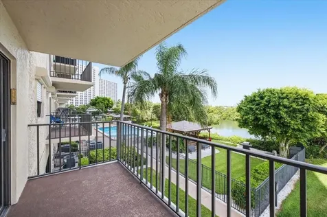 7050 Sunset Drive S St Petersburg FL 33707
