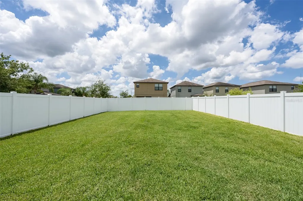7423 Clary Sage Avenue Tampa FL 33619