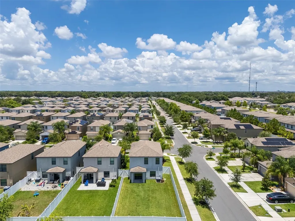 7423 Clary Sage Avenue Tampa FL 33619