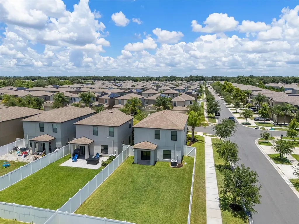 7423 Clary Sage Avenue Tampa FL 33619