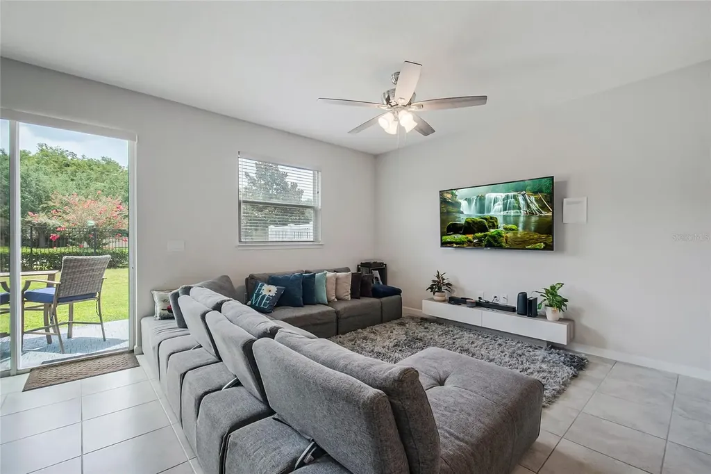 2724 Pleasant Cypress Circle Kissimmee FL 34741