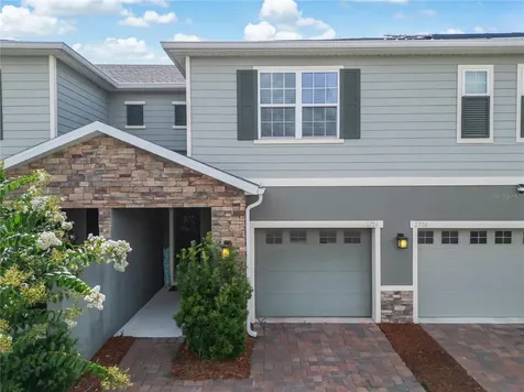 2724 Pleasant Cypress Circle Kissimmee FL 34741